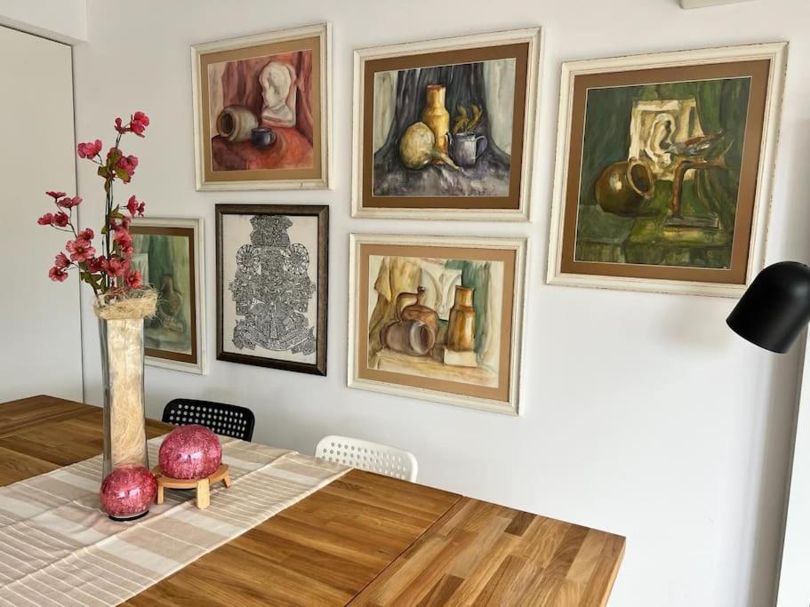 Kazanlak Large Guest House Apartment Near The Center With Full Kitchen & Dining Room, King Beds, Garden Patio, Free Parking & Self Check-In Ngoại thất bức ảnh